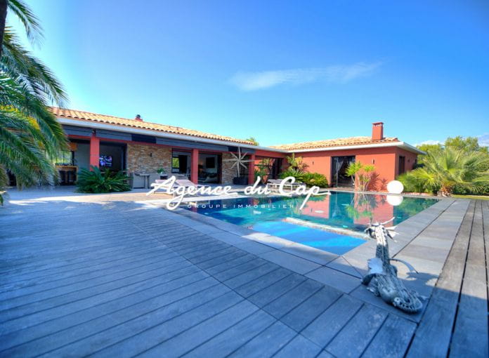 Villa vue mer agay - 7 pièce(s) - 360 m2