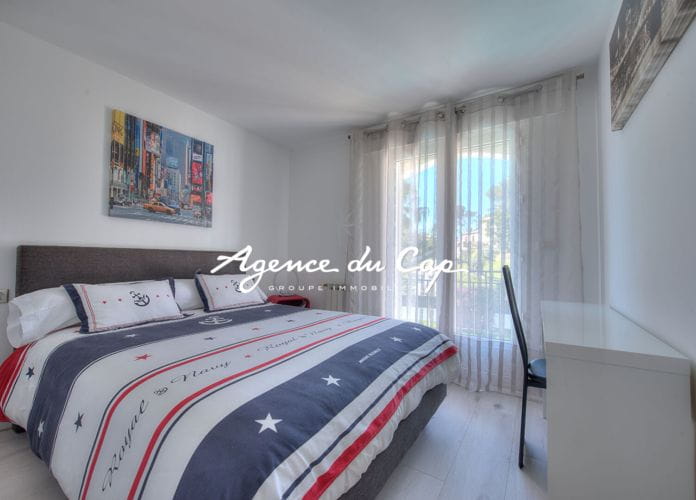 ** sous  compromis** saint raphael valescure les golfs villa 7 pièces 210m² piscine (7)