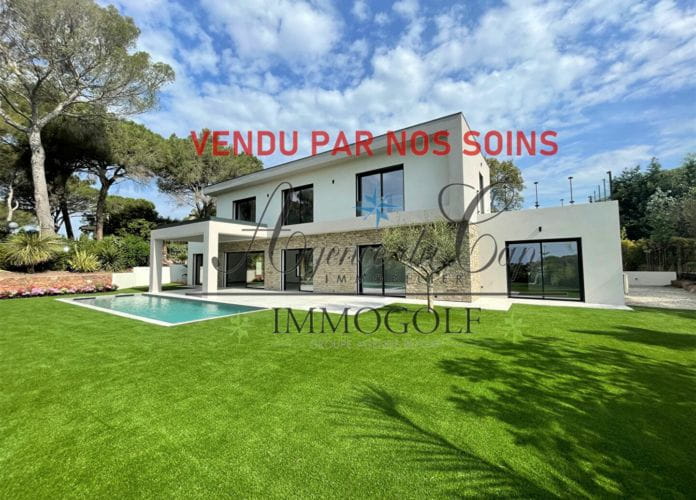 Frejus villa contemporaine neuve avec piscine (12)