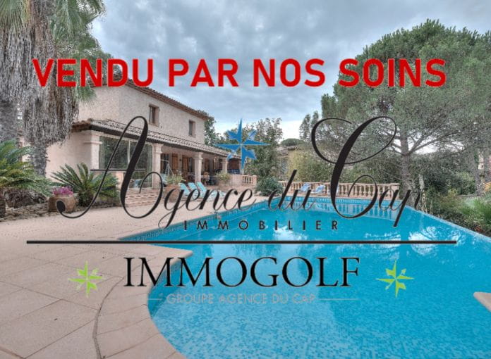 Villa Saint-Raphaël 6 pièce(s) 131 m2