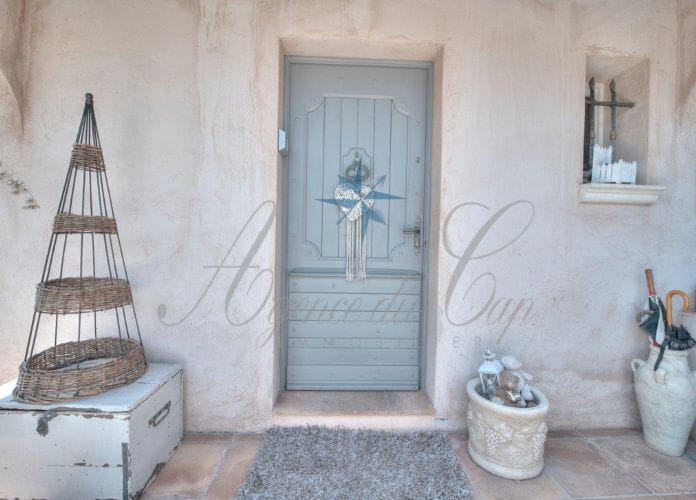 Charming villa with clear view 221 m2, 4 bedrooms t2 saint raphael (15)