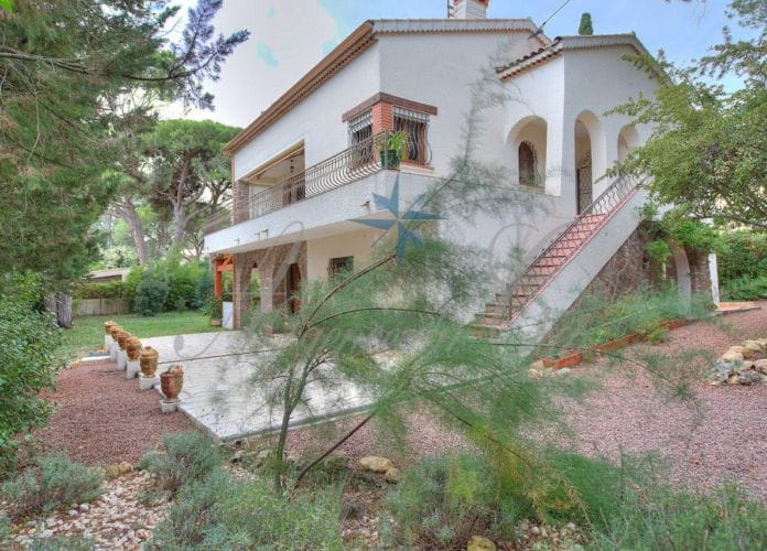 Charming villa 150 m2 4 bedrooms saint raphael (0)