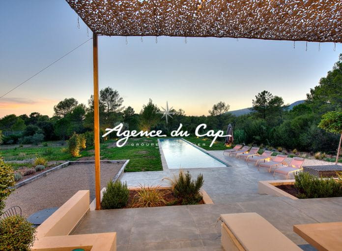 Villa puget sur argens  domaine prive