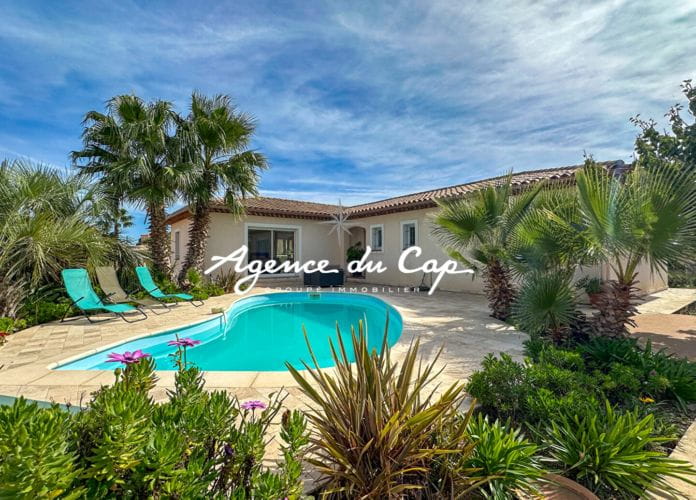 Villa 6 pieces 4 chambres 3 salles de bains double garage piscine a saint aygulf (1)