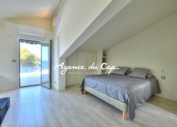 Sous offre appartement saint raphael boulouris dernier etage vue mer (15)