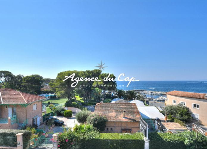 Sous offre appartement saint raphael boulouris dernier etage vue mer (17)