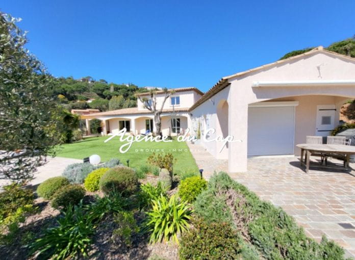 Villa Sainte Maxime 5 rooms 240 m2