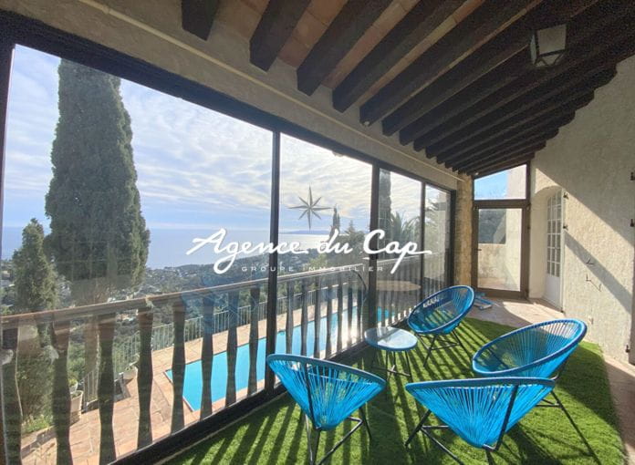 Villa 7 pieces avec vue mer panoramique sur le golfe de saint tropez, avec piscine et garage,