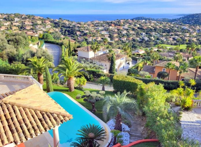 Villa de 250m2 avec vue mer, à sainte-maxime