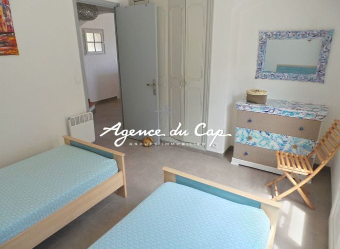 Les Issambres 3 room villa 2 bedrooms - swimming pool - garage