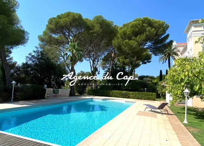 112 sqm apartment close to the sea and shops in saint raphael (9)