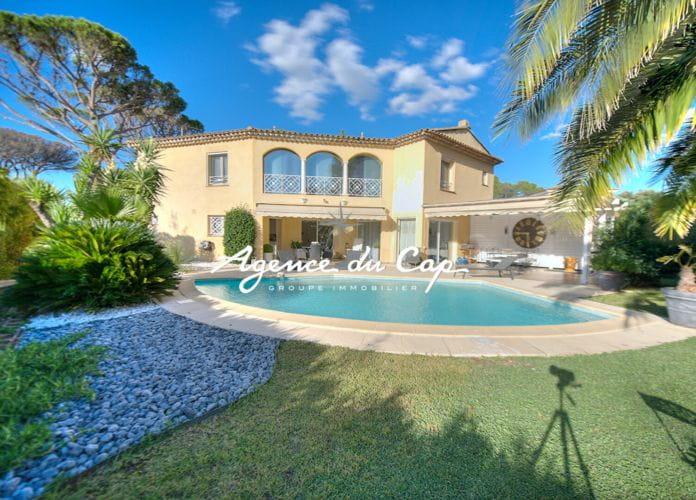 Saint raphael, villa 180 m2, 4 chambres, piscine, proche golfs (2)