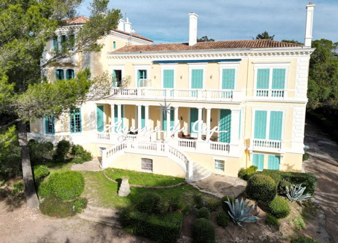 Charming 125sqm belle epoque style apartment in saint raphael valescure garage (0)