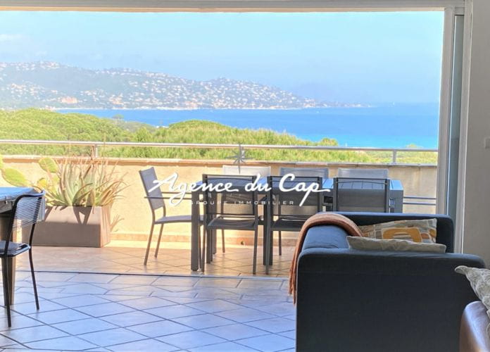 Provencal villa 155sqm 6 rooms sea view sainte maxime (0)