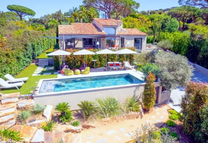 Contemporary villa for sale of 213 sqm with sea view on the gulf of saint-tropez, near the city center of sainte-maxime