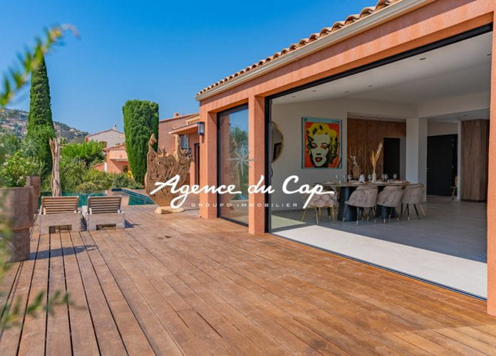 Saint raphael antheor superb villa sea view 6 room(s) 237 sqm swimming pool (5)