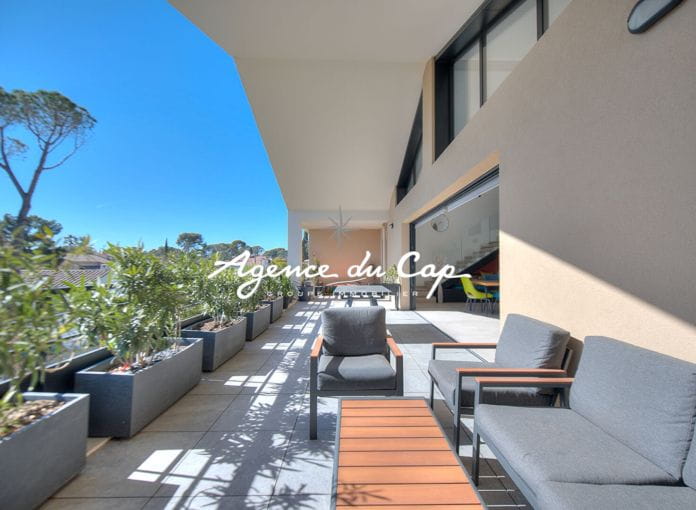 Les plaines plateau notre dame duplex 155m² vue mer terrasse 43 m² garage double+3 parkings piscine