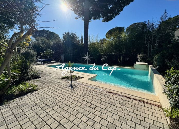 Saint raphael les golfs villa 5 pieces avec piscine (1)