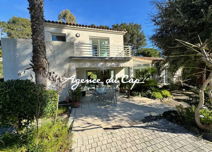 Saint raphael les golfs villa 5 pieces avec piscine (2)