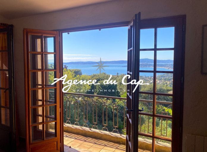 Villa provençale de 124m², 5 pièces avec vue mer panoramique, aux Issambres