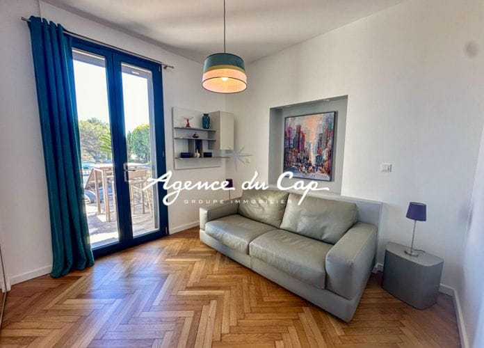 Compromis signé – appartement moderne t4 avec vue mer, piscine commune, petite copropriete a saint aygulf (12)