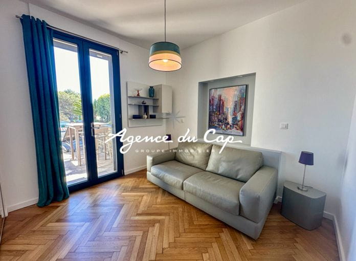 Compromis signé - appartement moderne t4 avec vue mer, piscine commune, petite copropriete a saint aygulf