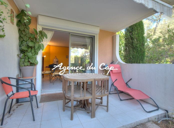 Rdj apartment 41sqm and 60sqm garden view golf and Saint-Raphaël swimming pool