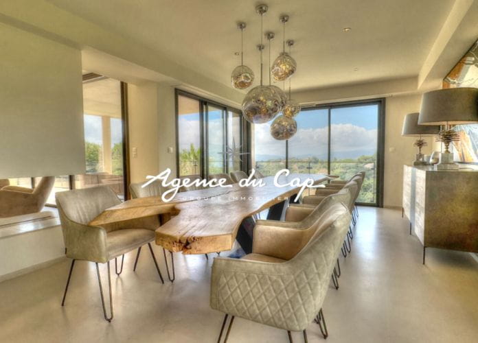 Villa contemporaine a vendre 292 m2 vue mer a grimaud (6)