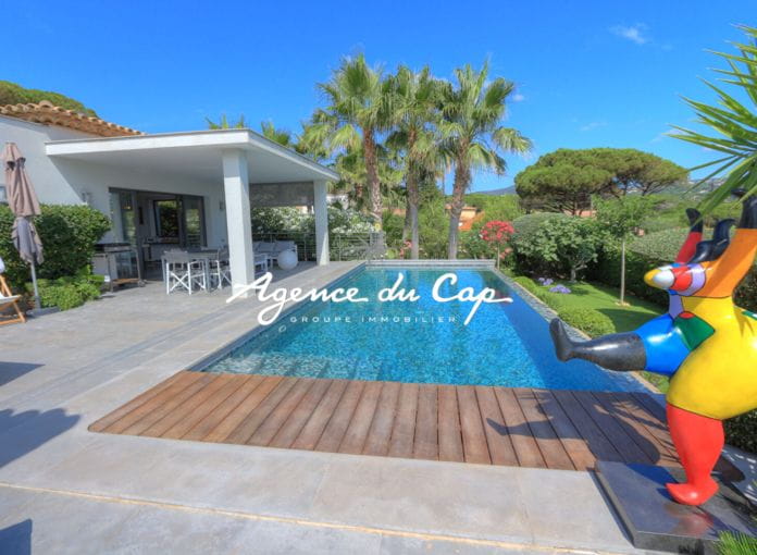 Villa contemporaine 3/4 chambres annexe vue mer proche mer a sainte-maxime