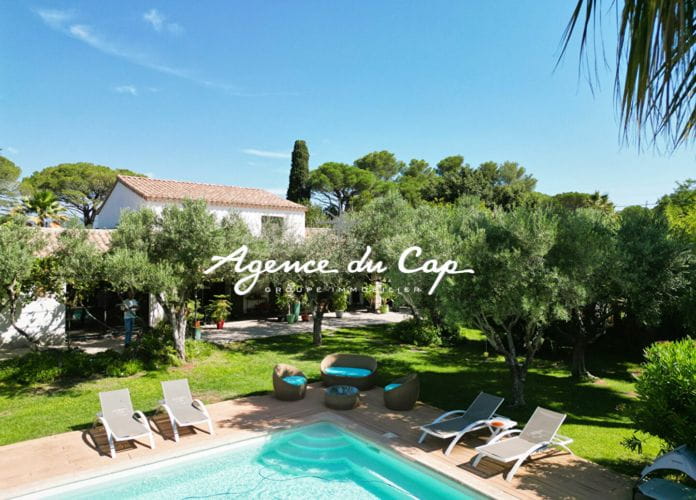 Superbe propriete avec 4 chambres piscine et tennis roquebrune (0)