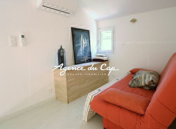 !under offer! for sale seaside apartment 32 m2 les Issambres