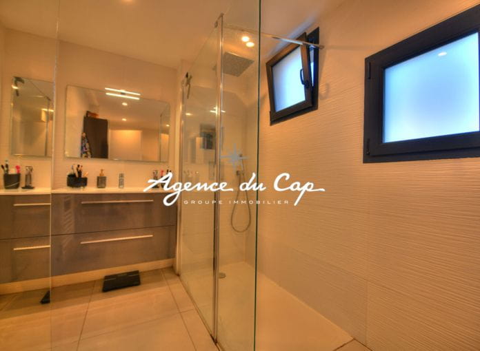 Appartement Saint-Raphaël 4 pièce(s) 85.47 m2