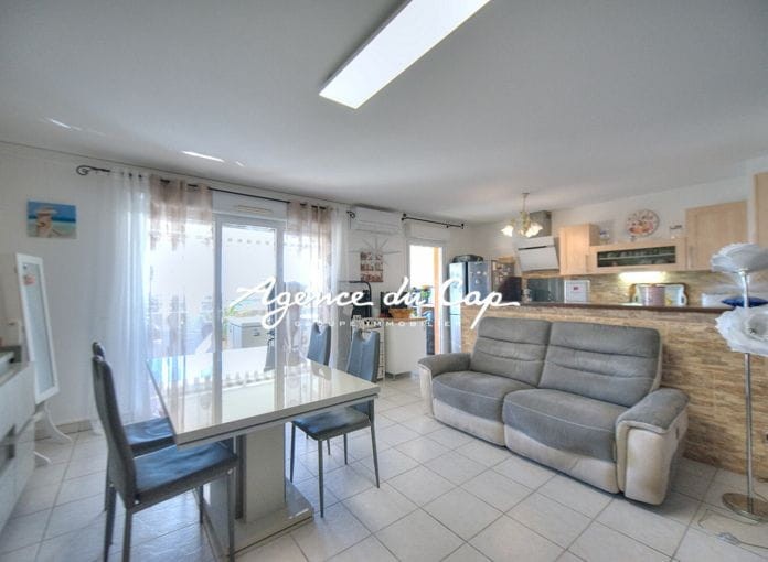 Beautiful 3-room apartment of 74sqm with large terrace and garage Saint-Raphaël Boulouris