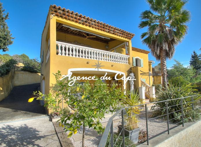 Charming villa 190sqm with independent apartment