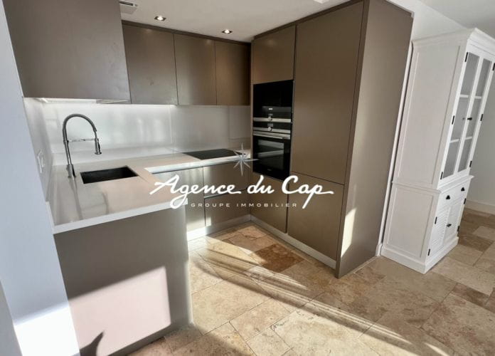 A vendre appartement 3 pieces 59 m2 vue mer, les issambres (3)