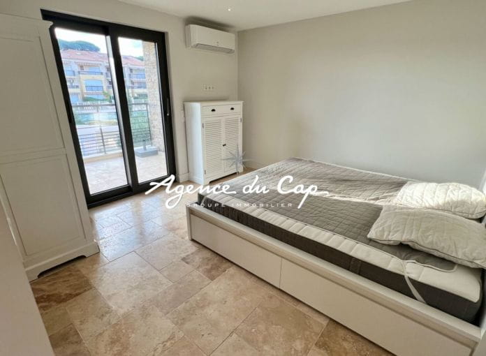 Sous compromis appartement 3 pieces 59 m2 vue mer, les Issambres