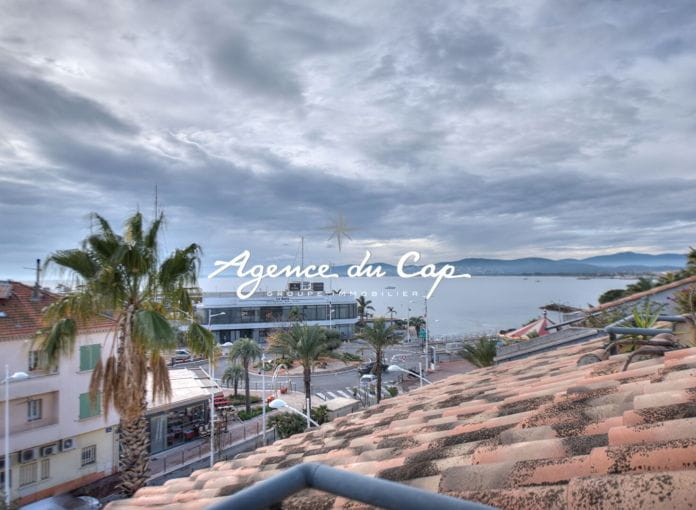 3 room apartment top floor sea view 2 south facing terraces garage beach on foot st raphael