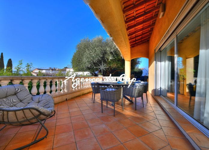 Villa puget sur argens 4 pièce(s) 95 m2 (0)