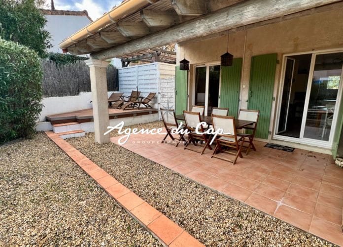 Villa appartement de 50m² situé dans une résidence sécurisée avec piscine, proche des golfs à roquebrune sur argens (4)