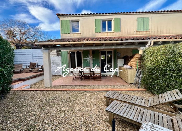 Villa appartement de 50m² situé dans une résidence sécurisée avec piscine, proche des golfs à roquebrune sur argens (0)