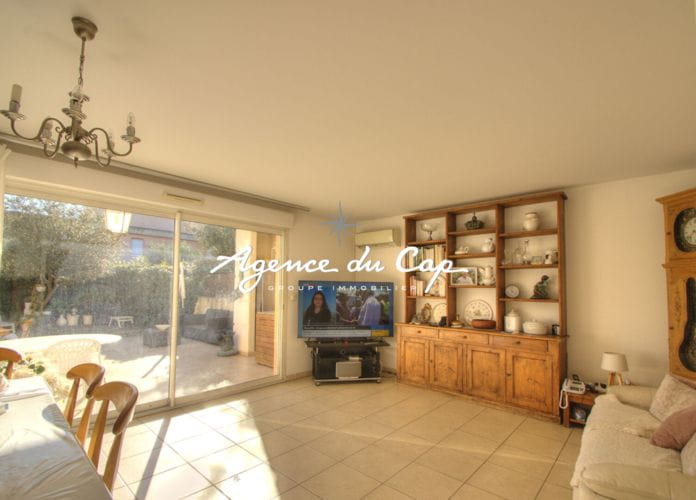 Frejus, appartement 5 pieces 4 chambres+mezzanine, jardin, cave et garage de 25m² (3)