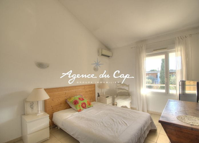 Frejus, appartement 5 pieces 4 chambres+mezzanine, jardin, cave et garage de 25m² (9)