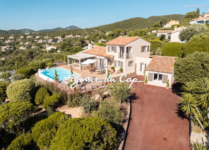 Provencal villa with panoramic sea view 5 bedrooms infinity pool, in les issambres (9)