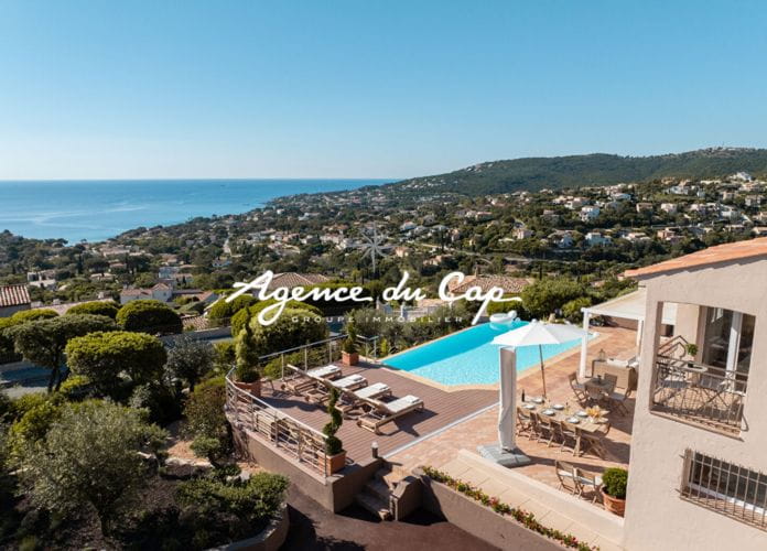 Villa provencale avec vue mer  panoramique 5 chambres piscine a debordement, aux issambres (2)